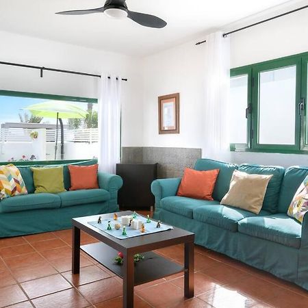 Hermosa Casa Vacacional, Muy Cerca A La Playa. Guatiza Bagian luar foto